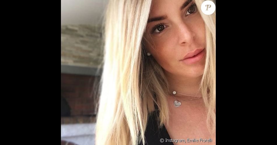 Emilie Fiorelli dévoile sa nouvelle coupe de cheveux - Instagram, 25 juin 2018
