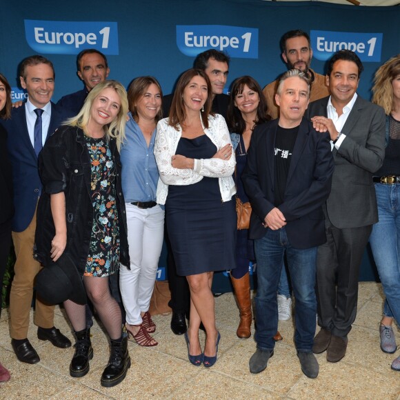 Anne Le Gall, Franck Ferrand, Emilie Mazoyer, Nikos Aliagas, Eva Roque, Raphaëlle Duchemin, Raphaël Enthoven, Caroline Dublanche, Philippe Vandel, Matthieu Noël, Patrick Cohen, Daphné Bürki et Laurent Cabrol à la conférence de presse de la rentrée du pôle radio "Europe 1, RFM et Virgin Radio" au Lagardère Paris Racing à Paris, le 12 septembre 2017. © Ramsamy Veeren/Bestimage
