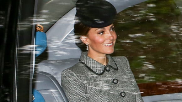 Kate Middleton : Élégante et radieuse avec la reine, fin de vacances en Écosse