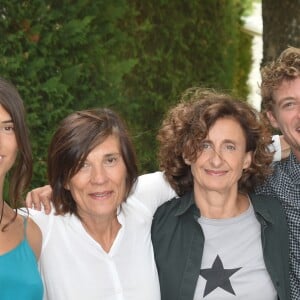 Estelle Lescure, Catherine Corsini (réalisatrice), Elisabeth Perez (productrice) et Niels Schneider pour le film "Un amour impossible" lors du sixième jour de la 11ème édition du festival du Film Francophone d'Angoulême, France, le 26 août 2018. © Coadic Guirec/Bestimage