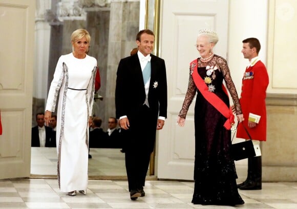 La reine Margrethe II de Danemark, le président de la République française Emmanuel Macron et sa femme la Première Dame Brigitte Macron (Trogneux) - Arrivées au dîner d'Etat donné au château de Christiansborg en l'honneur de la visite du président de la République française et sa femme la Première Dame à Copenhague, Danemark, le 29 août 2018. © Dominique Jacovides/Bestimage