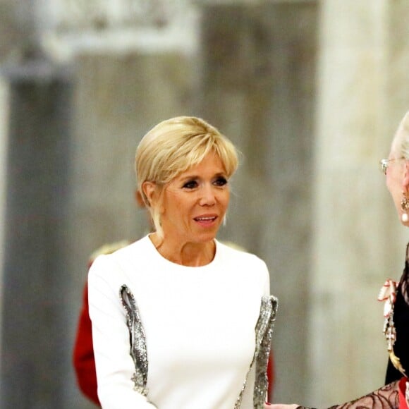 La reine Margrethe II de Danemark, le président de la République française Emmanuel Macron et sa femme la Première Dame Brigitte Macron (Trogneux) - Arrivées au dîner d'Etat donné au château de Christiansborg en l'honneur de la visite du président de la République française et sa femme la Première Dame à Copenhague, Danemark, le 29 août 2018. © Dominique Jacovides/Bestimage