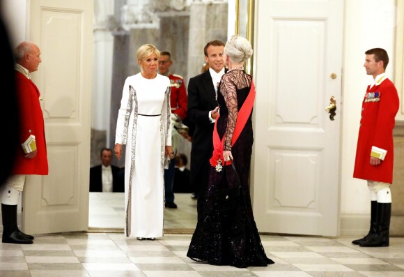 La reine Margrethe II de Danemark, le président de la République française Emmanuel Macron et sa femme la Première Dame Brigitte Macron (Trogneux) - Arrivées au dîner d'Etat donné au château de Christiansborg en l'honneur de la visite du président de la République française et sa femme la Première Dame à Copenhague, Danemark, le 29 août 2018. © Dominique Jacovides/Bestimage