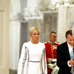 La reine Margrethe II de Danemark, le président de la République française Emmanuel Macron et sa femme la Première Dame Brigitte Macron (Trogneux) - Arrivées au dîner d'Etat donné au château de Christiansborg en l'honneur de la visite du président de la République française et sa femme la Première Dame à Copenhague, Danemark, le 29 août 2018. © Dominique Jacovides/Bestimage