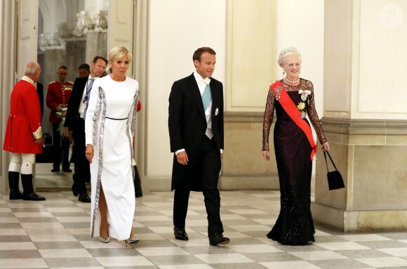 La reine Margrethe II de Danemark, le président de la République française Emmanuel Macron et sa femme la Première Dame Brigitte Macron (Trogneux) - Arrivées au dîner d'Etat donné au château de Christiansborg en l'honneur de la visite du président de la République française et sa femme la Première Dame à Copenhague, Danemark, le 29 août 2018. © Dominique Jacovides/Bestimage