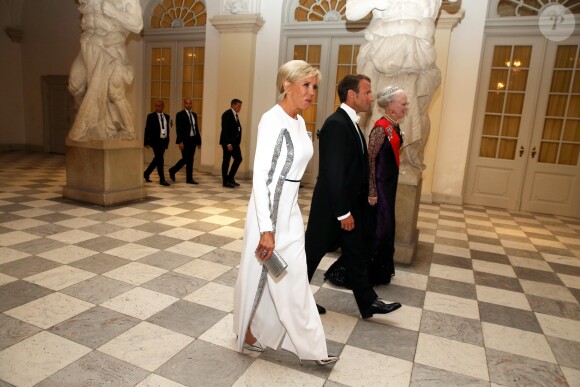 La reine Margrethe II de Danemark, le président de la République française Emmanuel Macron et sa femme la Première Dame Brigitte Macron (Trogneux) - Arrivées au dîner d'Etat donné au château de Christiansborg en l'honneur de la visite du président de la République française et sa femme la Première Dame à Copenhague, Danemark, le 29 août 2018. © Dominique Jacovides/Bestimage