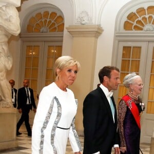 La reine Margrethe II de Danemark, le président de la République française Emmanuel Macron et sa femme la Première Dame Brigitte Macron (Trogneux) - Arrivées au dîner d'Etat donné au château de Christiansborg en l'honneur de la visite du président de la République française et sa femme la Première Dame à Copenhague, Danemark, le 29 août 2018. © Dominique Jacovides/Bestimage