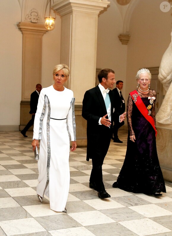 La reine Margrethe II de Danemark, le président de la République française Emmanuel Macron et sa femme la Première Dame Brigitte Macron (Trogneux) - Arrivées au dîner d'Etat donné au château de Christiansborg en l'honneur de la visite du président de la République française et sa femme la Première Dame à Copenhague, Danemark, le 29 août 2018. © Dominique Jacovides/Bestimage