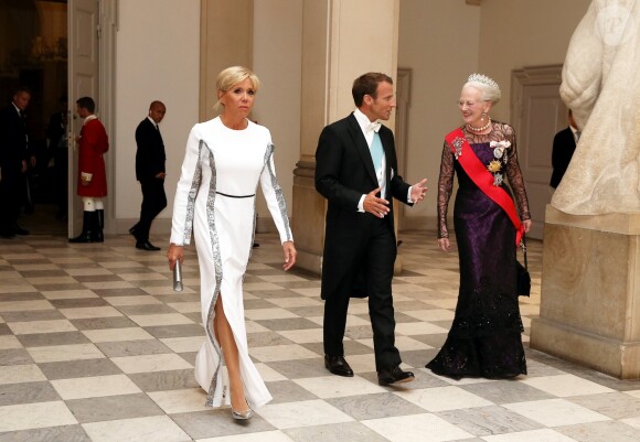 La reine Margrethe II de Danemark, le président de la République française Emmanuel Macron et sa femme la Première Dame Brigitte Macron (Trogneux) - Arrivées au dîner d'Etat donné au château de Christiansborg en l'honneur de la visite du président de la République française et sa femme la Première Dame à Copenhague, Danemark, le 29 août 2018. © Dominique Jacovides/Bestimage