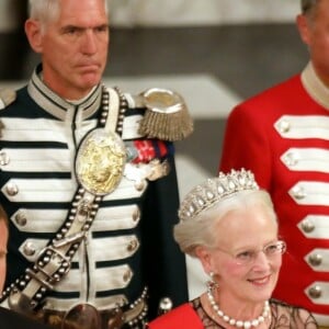 Le président de la République française Emmanuel Macron, la reine Margrethe II de Danemark et la Première Dame Brigitte Macron (Trogneux) - Dîner d'Etat donné au château de Christiansborg en l'honneur de la visite du président de la République française et sa femme la Première Dame à Copenhague, Danemark, le 28 août 2018. © Dominique Jacovides/Bestimage  State dinner at Christiansborg Palace in Copenhagen, Denmark, on August 28, 2018.28/08/2018 - Copenhague