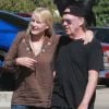 Exclusif - Daryl Hannah et Neil Young se promènent le 9 septembre 2014 à Westlake.