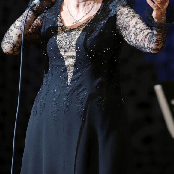 Mireille Mathieu en concert à la Philharmonie de l'Elbe à Hambourg. Le 22 avril 2018