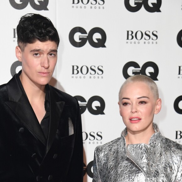 Rose McGowan et Rain Dove arrivent à la soirée "2018 GQ Men of the Year Awards" à la Tate Modern à Londres, le 5 septembre 2018.