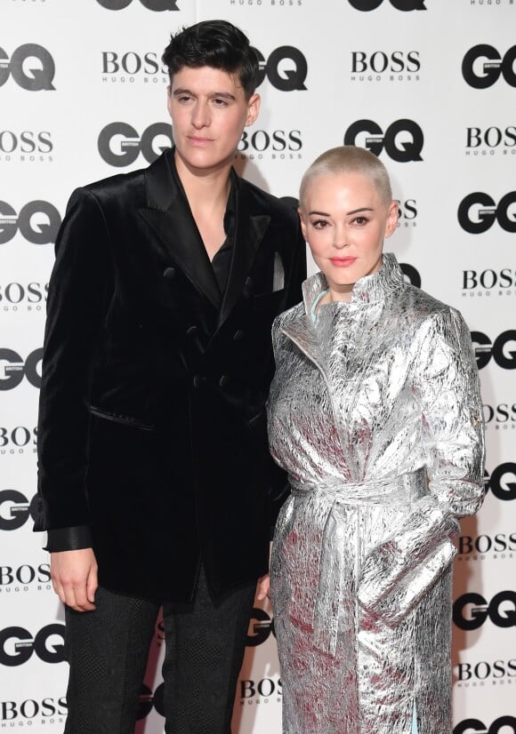 Rose McGowan et Rain Dove arrivent à la soirée "2018 GQ Men of the Year Awards" à la Tate Modern à Londres, le 5 septembre 2018.
