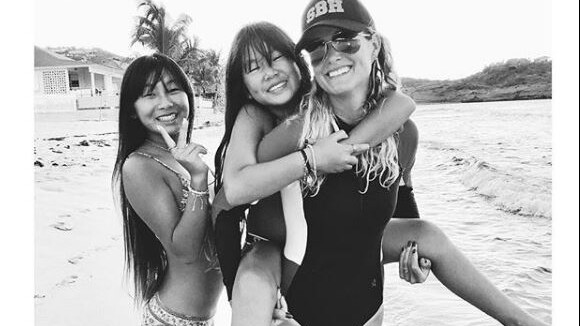 Laeticia Hallyday : Joyeuse virée avec Jade et Joy en bord de mer à Los Angeles