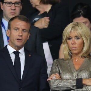 Le président de la République Emmanuel Macron, sa femme la Première Dame Brigitte Macron (Trogneux) et Roxana Maracineanu, ministère des Sports dans les tribunes lors de la Ligue des nations opposant la France aux Pays-Bas, au Stade de France, à Saint-Denis, le 9 septembre 2018. La France a gagné 2-1. © Cyril Moreau/Bestimage