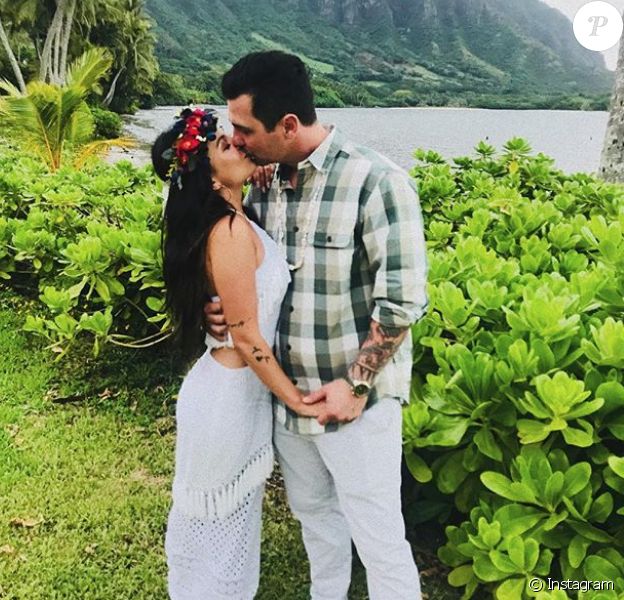 Janel Parrish et Chris Long se sont mariés à Hawaï le 8 septembre 2018