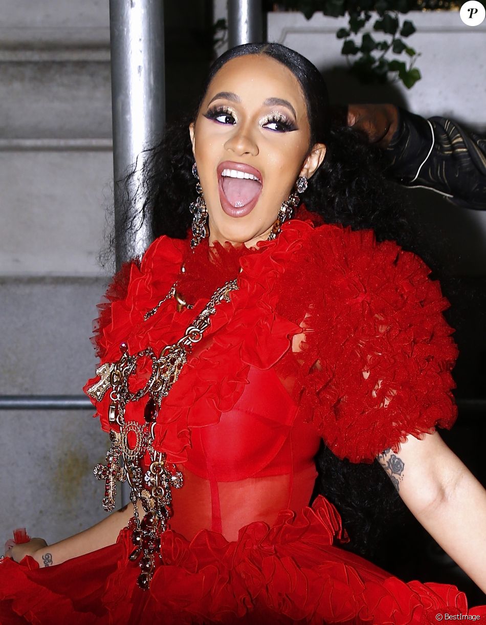 Cardi B - Arrivées à La Soirée The Harper's Bazaar ICONS à New York. Le ...