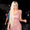 Kylie Jenner en robe rose ultra moulante à la soirée "Pop Up Adidas Party" au bar The Nice Guy à West Hollywood, Californie, Etats-Unis, le 6 septembre 2018.  Kylie Jenner rocks a pink leather dress and clear peep toe heels as she exits The Nice Guy after her Pop Up Adidas Party in West Holllywood, CA, USA, on September 6, 2018.06/09/2018 - West Hollywood