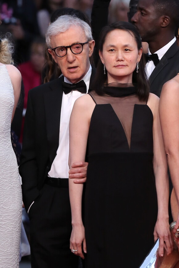 Woody Allen et sa femme Soon-Yi Previn - Montée des marches du film "Irrational Man" (L'homme irrationnel) lors du 68ème Festival International du Film de Cannes, à Cannes le 15 mai 2015.