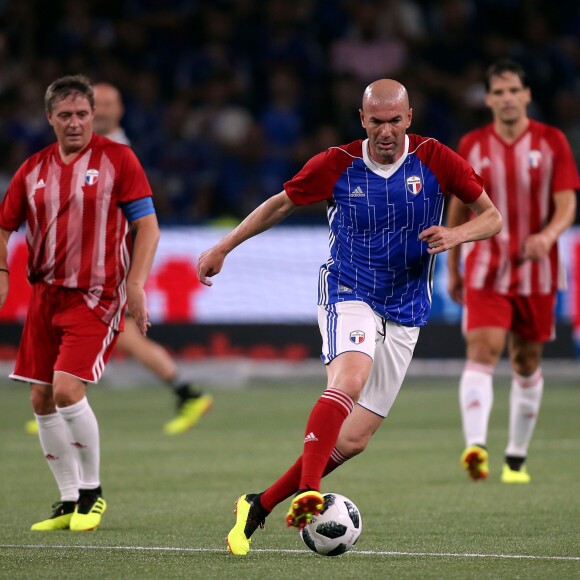 Zinédine Zidane - Les Bleus de France 98 se sont imposés (3-2) face à une sélection FIFA 98 pour le match des légendes pour l'anniversaire des 20 ans du sacre mondial à la U Arena à Nanterre, France, le 12 juin 2018. © Bestimage