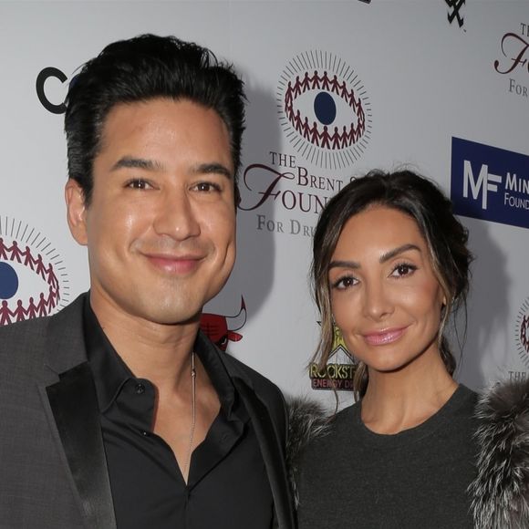 Mario Lopez, Courtney Laine Mazza - Tapis rouge de la soirée "The Brent Shapiro Foundation " à Beverly Hills Le 08 septembre 2018.