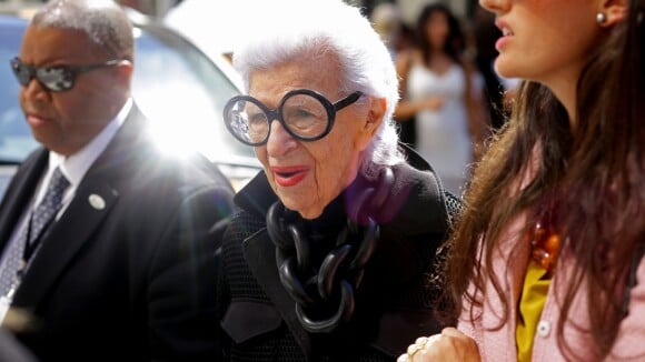Iris Apfel : L'influenceuse de 97 ans au style immense et unique