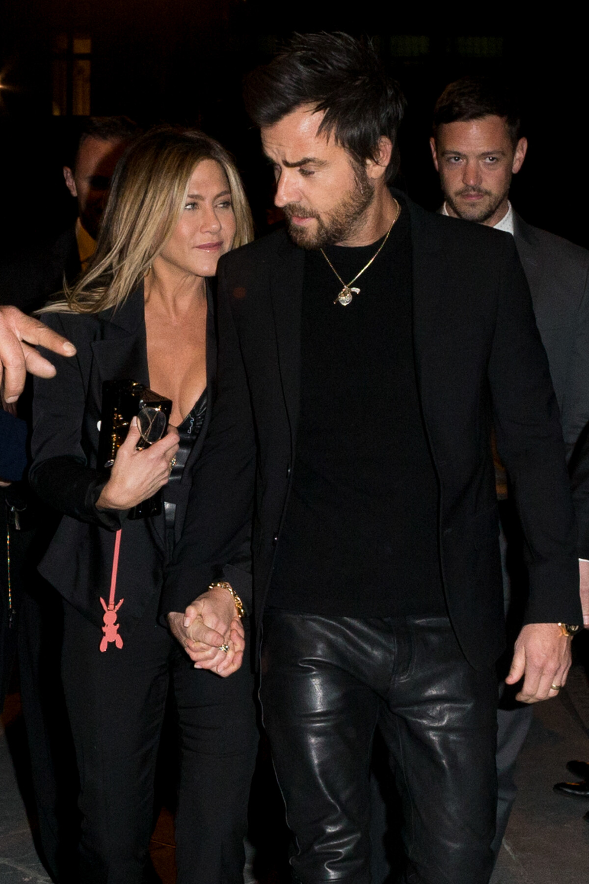 Justin Theroux and Jennifer Aniston attending the Louis Vuitton's Dinner  for the Launch of Bags by Artist Jeff Koons at Musee du Louvre in Paris,  France,on April 11, 2017. Photo by Alban Wyters/ABACAPRESS.COM Stock Photo  - Alamy