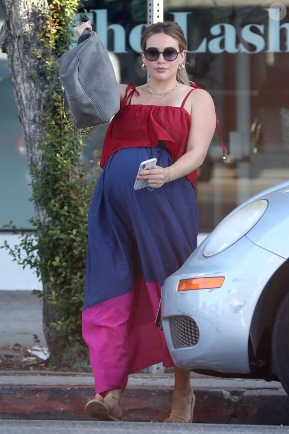Exclusif - Hilary Duff, enceinte, à West Hollywood le 19 septembre 2018
