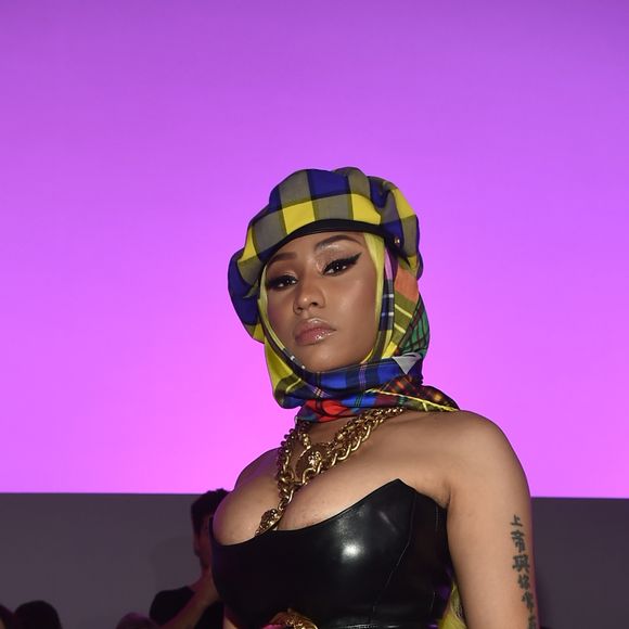 Nicki Minaj au défilé Versace "Collection Prêt-à-Porter Printemps/Eté 2019" lors de la Fashion Week de Milan, Italie, le 21 septembre 2018.