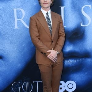 Alfie Allen à la première de la saison 7 de 'Game of Thrones' au Disney Concert Hall à Los Angeles, le 12 juillet 2017.