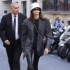 Kaia Gerber quitte son hôtel Le Royal Monceau à Paris, pour se rendre à un essayage pour Chloé. Le 26 septembre 2018