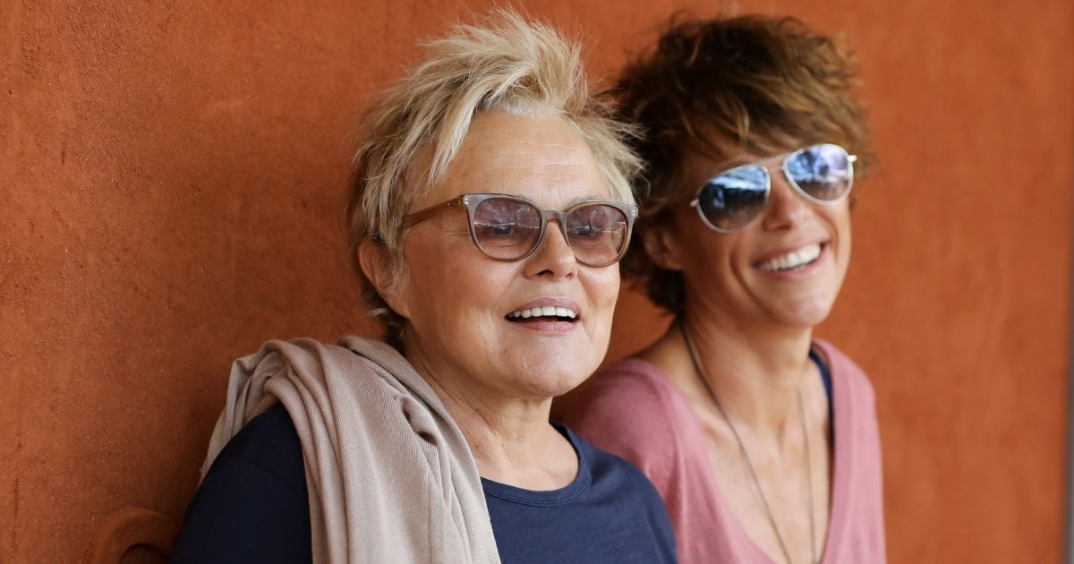 Muriel Robin Et Anne Le Nen Bisou Muriel Robin, sa déclaration d'amour à sa compagne Anne : "Elle me