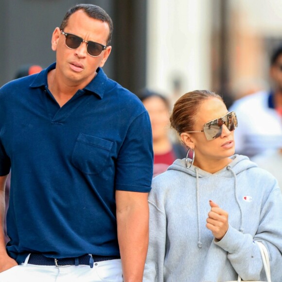 Exclusif - Jennifer Lopez et son compagnon Alex Rodriguez sont allés déjeuner restaurant 'Via Alloro' à Beverly Hills, le 31 aout 2018.