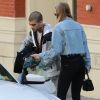 Exclusif - Gigi Hadid et son compagnon Zayn Malik à la sortie d'un immeuble à New York. Zayn s'est rasé les cheveux et laisse apparaitre un nouveau tatouage sur son crâne... Le 31 juillet 2018