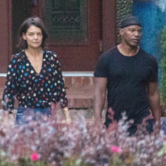 Exclusif - Katie Holmes et Jamie Foxx à la sortie d'une propriété à Atlanta le 18 septembre 2018.