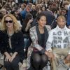 Vanessa Paradis, Pharrell Williams et sa femme Helen Lasichanh, Pamela Anderson - Front row du défilé Chanel Collection Prêt-à-Porter Printemps/Eté 2019 lors de la Fashion Week au Grand Palais à Paris le 2 octobre 2018.