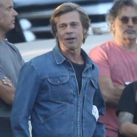 Exclusif - Brad Pitt et sa doublure sur le tournage du film 'Once Upon a Time in Hollywood' à Los Angeles, le 19 septembre 2018