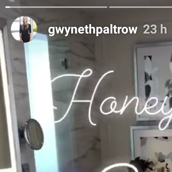 Gwyneth Paltrow poursuit sa lune de miel au George V à Paris, le 7 octobre 2018.