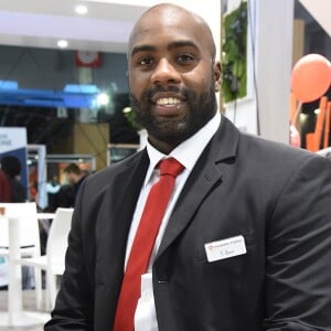 Semi-exclusif - Teddy Riner (détenteur d'un record de dix titres de champion du monde et nouveau partenaire de Maison Pierre), joue le rôle d'un commercial sous le pseudo de Teddy Bear, le temps d'une journée au salon "Construire sa maison" au Parc des Expositions de la Porte de Versailles à Paris le 23 septembre 2018. © Giancarlo Gorassini/Bestimage