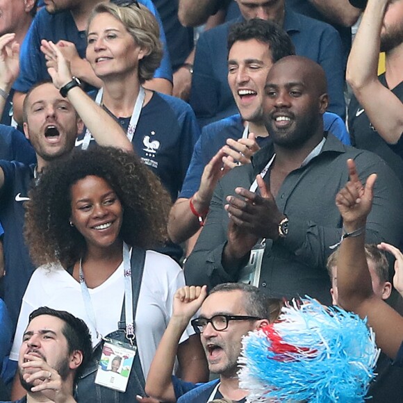 Teddy Riner et Nikos Aliagas - People au stade Loujniki lors de la finale de la Coupe du Monde de Football 2018 à Moscou, opposant la France à la Croatie à Moscou le 15 juillet 2018 .© Cyril Moreau/Bestimage