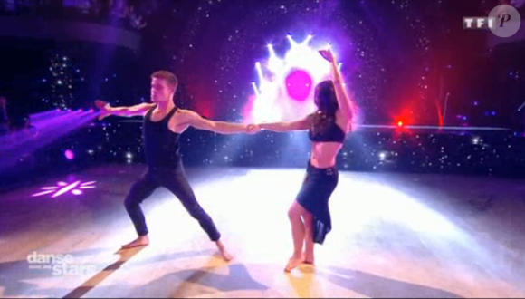 Clément Remiens et Denitsa Ikonomova sur une rumba - Danse avec les stars 9 - TF1