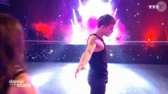 Clément Remiens et Denitsa Ikonomova sur une rumba - Danse avec les stars 9 - TF1