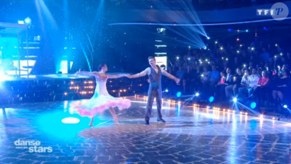 Jeanfi Janssens et Marie Denigot sur une Valse - Danse avec les stars 9 - TF1