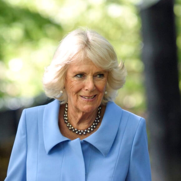 Camilla Parker Bowles, duchesse de Cornouailles, rend visite aux volontaires du centre Maggie (Hôpital Gartnavel) à Glasgow le 7 septembre 2018.