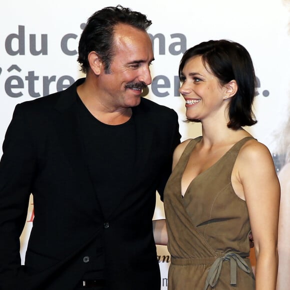 Jean Dujardin et sa femme Nathalie Péchalat au photocall de la cérémonie d'ouverture de la 10ème édition du Festival Lumière à Lyon, France, le 13 octobre 2018. © Dominique Jacovides/Bestimage