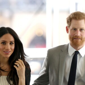 Le prince Harry et sa fiancée Meghan Markle lors d'une réception du forum des jeunes pendant le Commonwealth Heads of Government Meeting à Londres le 18 avril 2018.