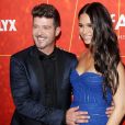 Robin Thicke et sa compagne April Love Geary enceinte - Gala amfAR Los Angeles au Wallis Annenberg Center for the Performing Arts. Beverly Hills, le 18 octobre 2018.