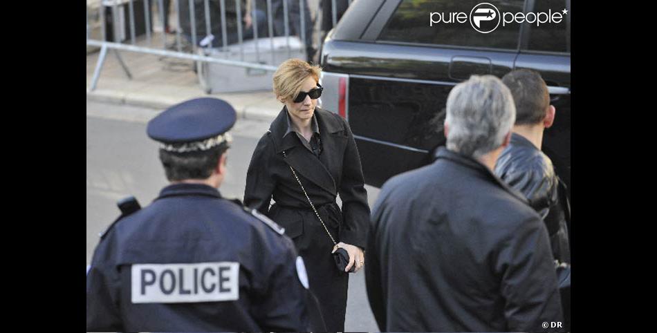 Clotilde Courau Effondree Aux Obseques De Guillaume Depardieu Purepeople