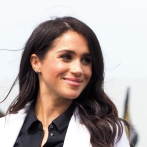 Le prince Harry, duc de Sussex, et Meghan Markle, duchesse de Sussex, enceinte, assistent au "Jaguar Land Rover Driving Challenge" en ouverture des "Invictus Games 2018" sur Cockatoo Island. Sydney, le 20 octobre 2018.